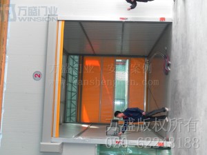 印刷包装行业快速卷门安装案例